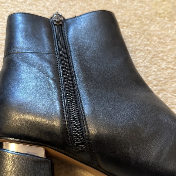 Franco Sarto leather side zip boots size 6M - Picture 10 of 10